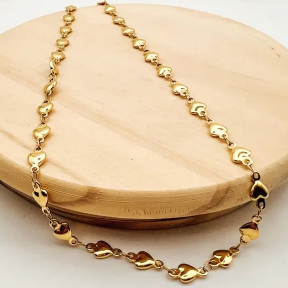 Heart Chain Gold Necklace, Dainty Heart Chain, Minimalist, Choker - Picture 4 of 7